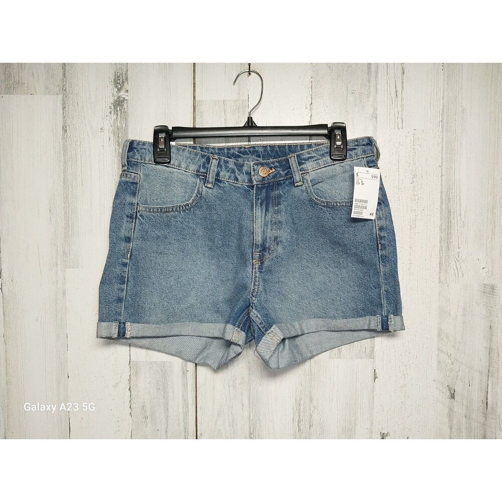 H&M Regular Waist Jean Shorts Womens Size 8 Cuffed Medium Wash Denim